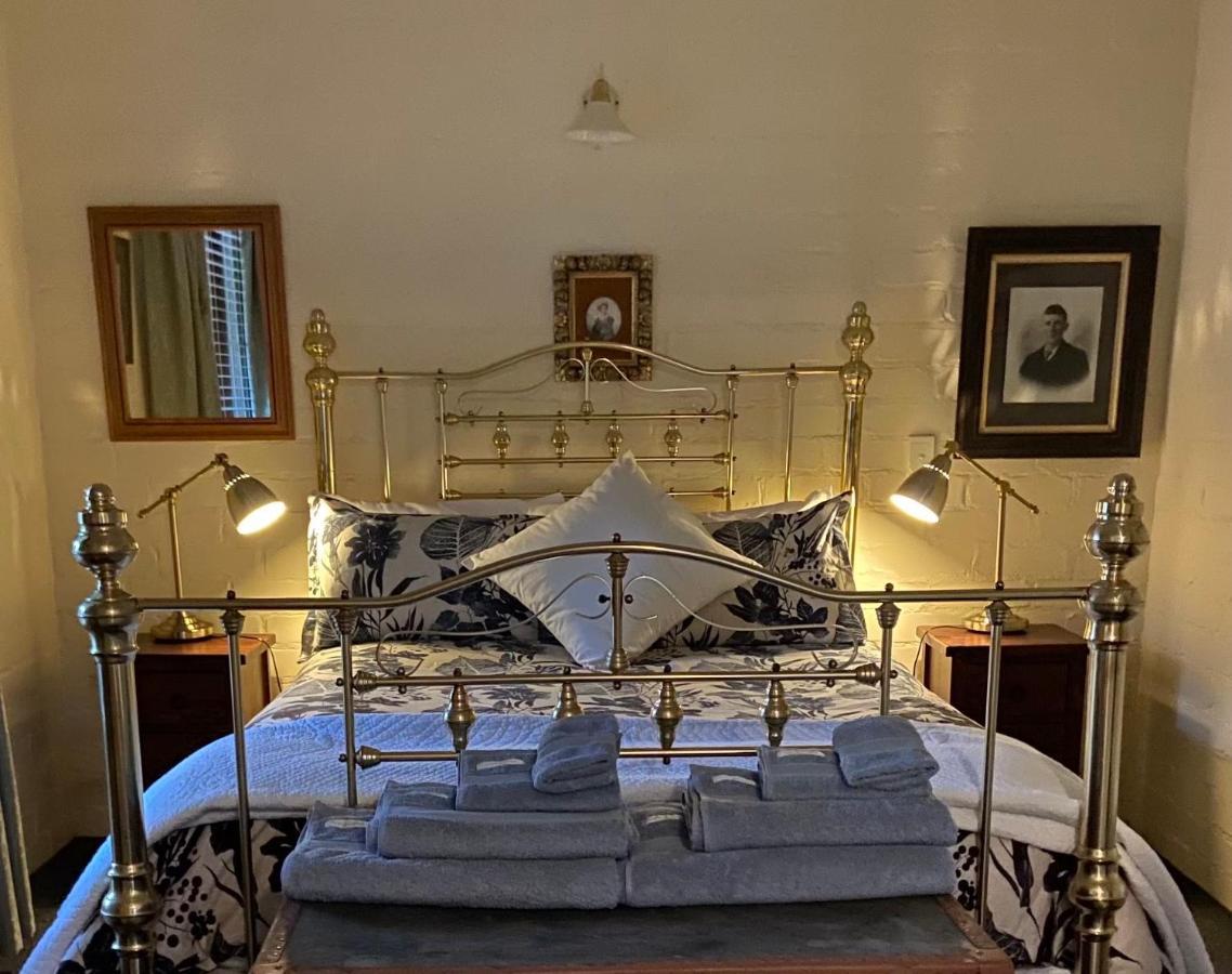 Battunga Cottages Watervale Екстериор снимка